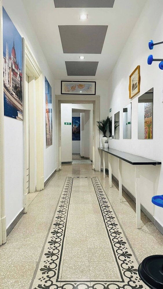 Фото A&c Much More II