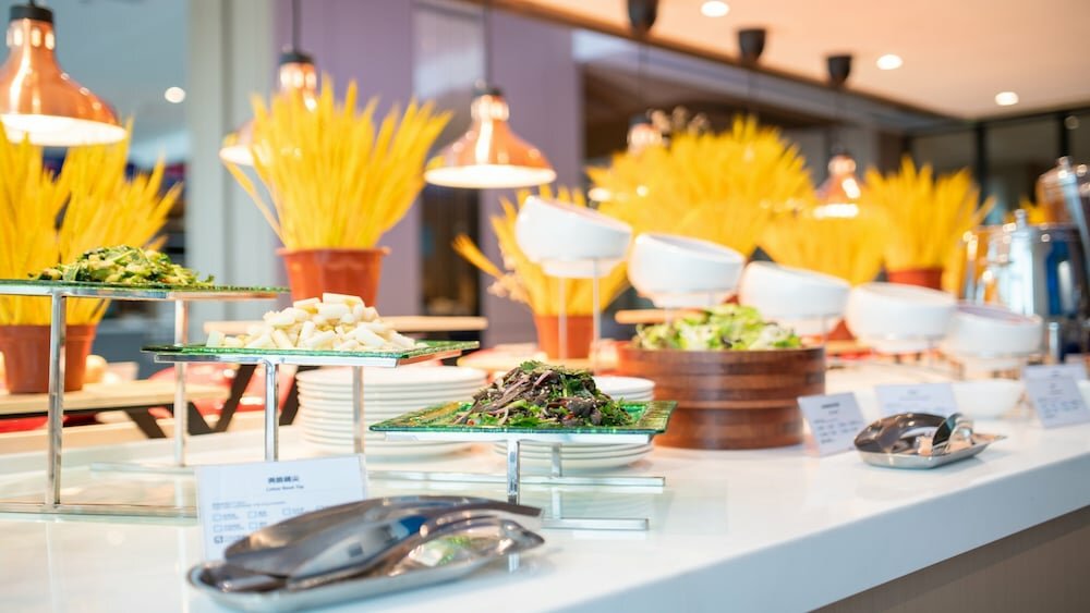 Фото Holiday Inn Express: Shenzhen Longhua