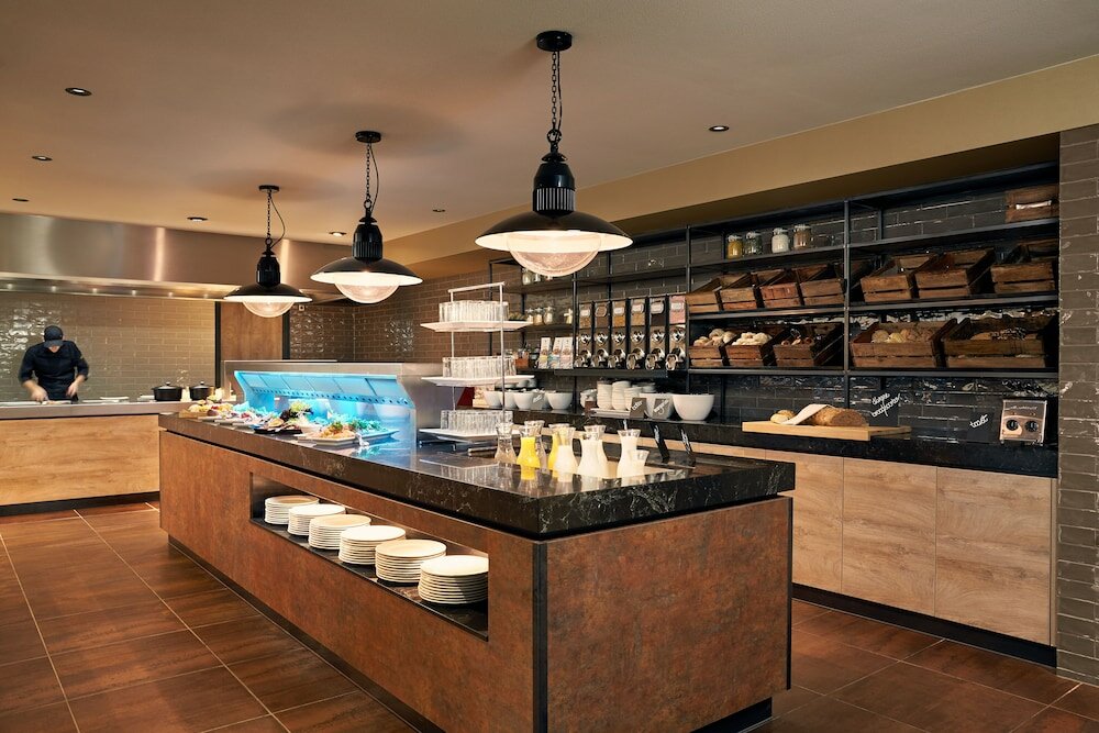 Фото Van der Valk Hotel Breda