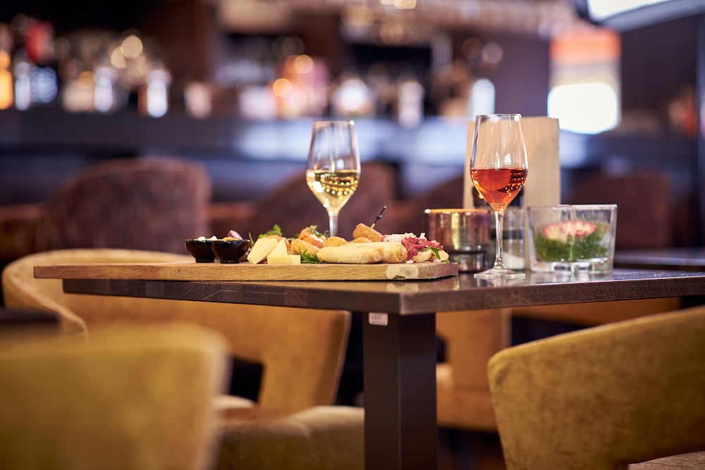 Фото Van der Valk Hotel Groningen Westerbroek