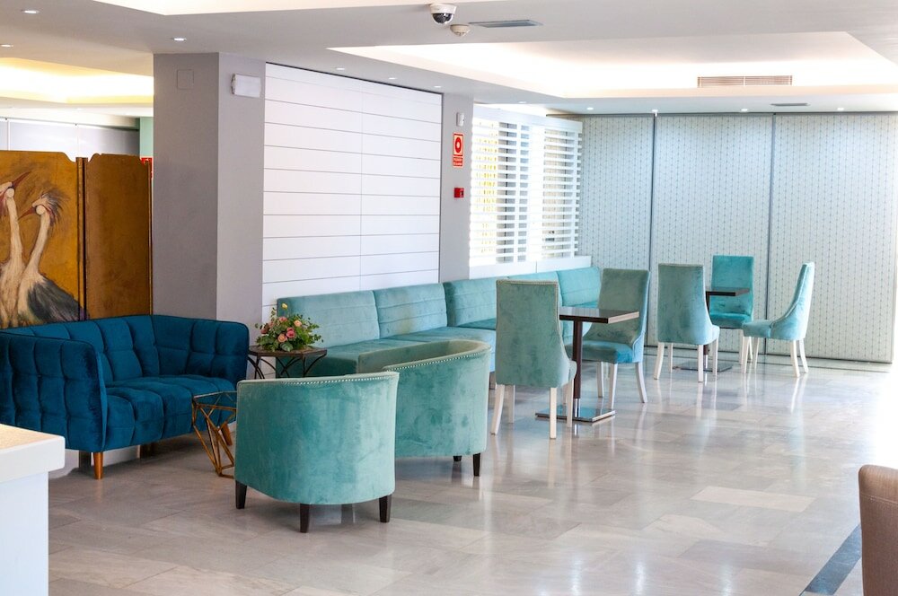 Фото Oasis Cordoba Hotel