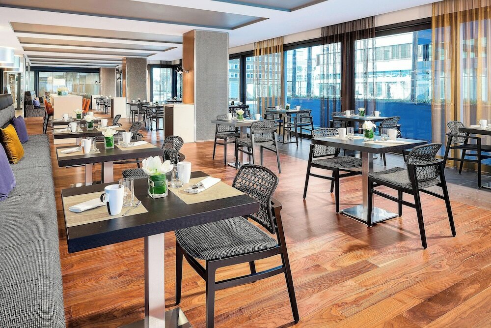 Фото Sheraton Zurich Hotel