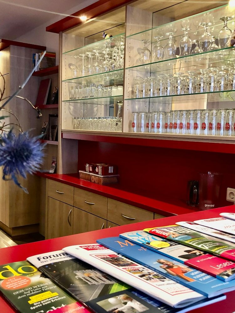 Фото Montana Hotel Köln-Bonn Airport