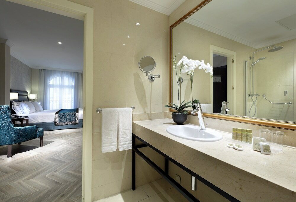 Фото Eurostars Casa de la Lírica