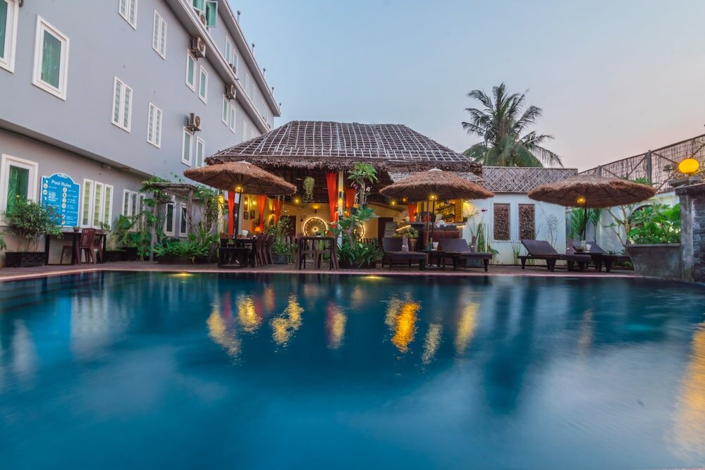 Фото Wheel Garden Residence