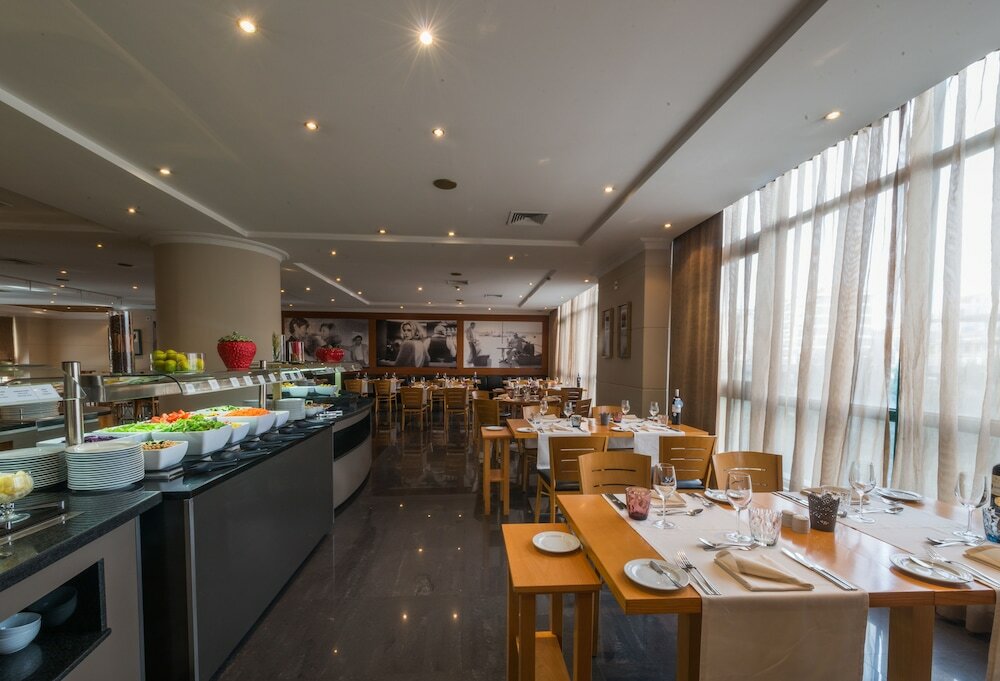 Фото Vila Galé Porto