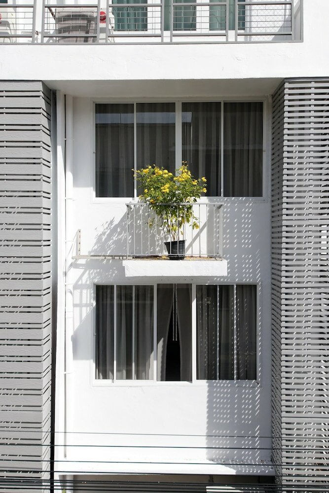 Фото Ratchadamnoen Residence