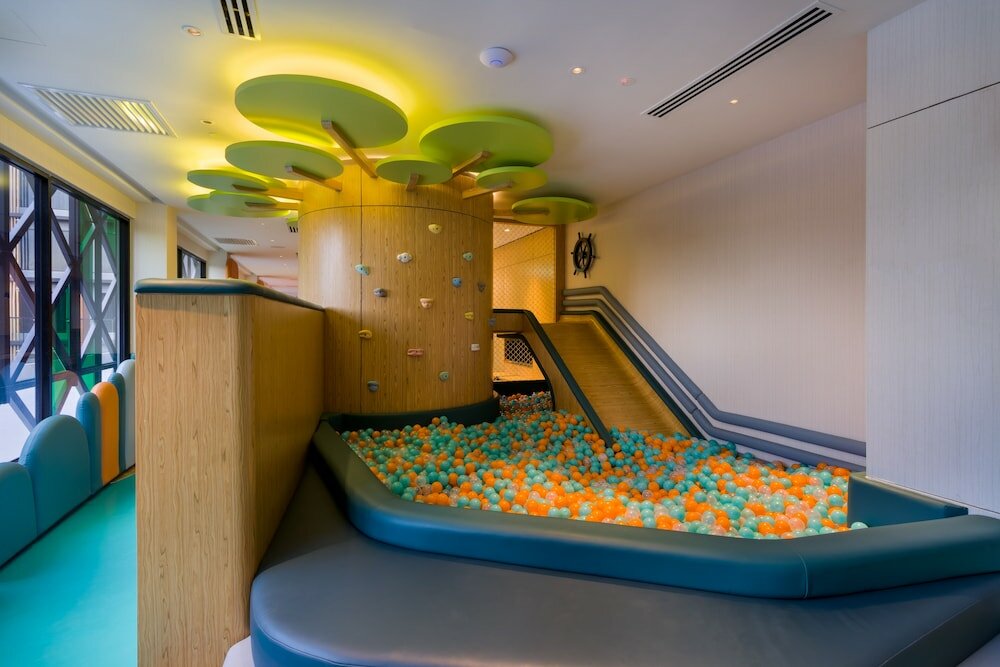 Фото M Resort & Hotel