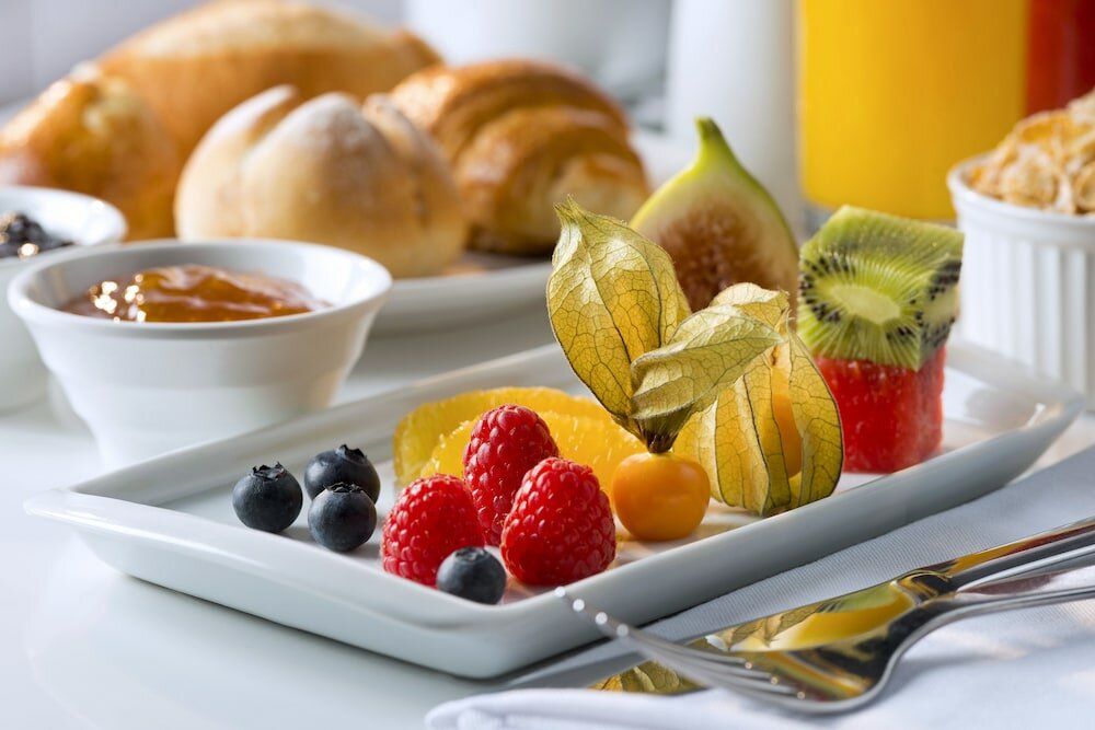 Фото H Niteroi Hotel