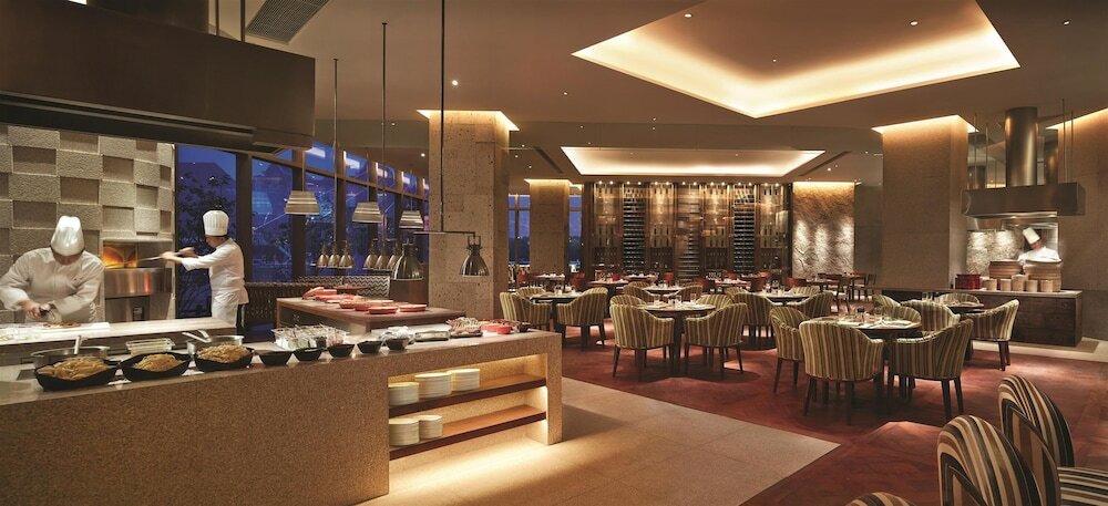 Фото Shangri La Tianjin