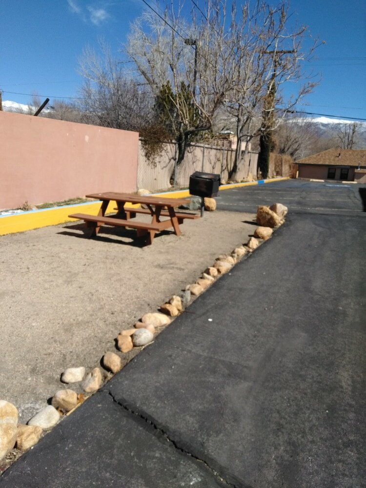 Фото Travelodge by Wyndham Bishop