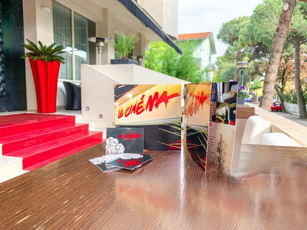 Фото Hotel Le Cinèma