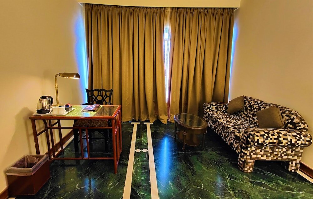 Фото Tuli International