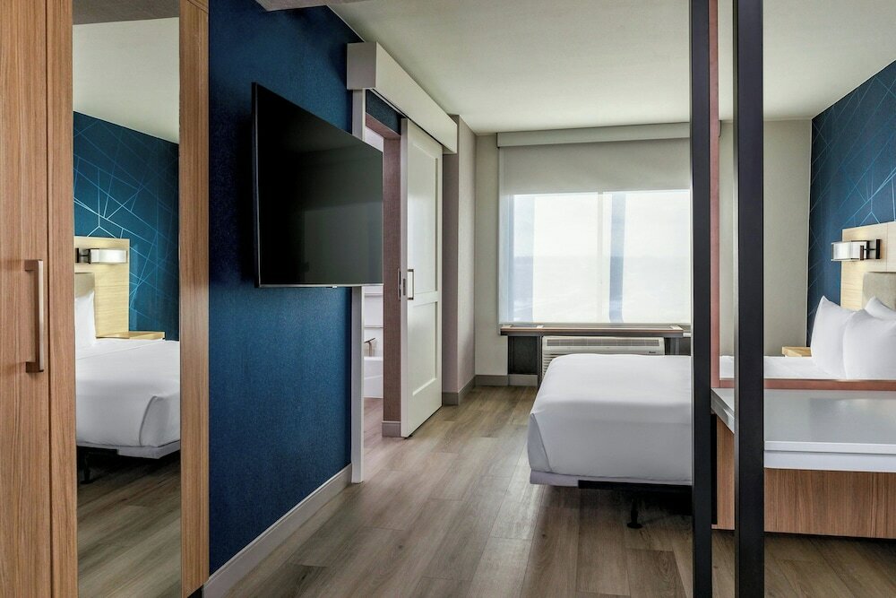 Фото Springhill Suites by Marriott Denver Westminster