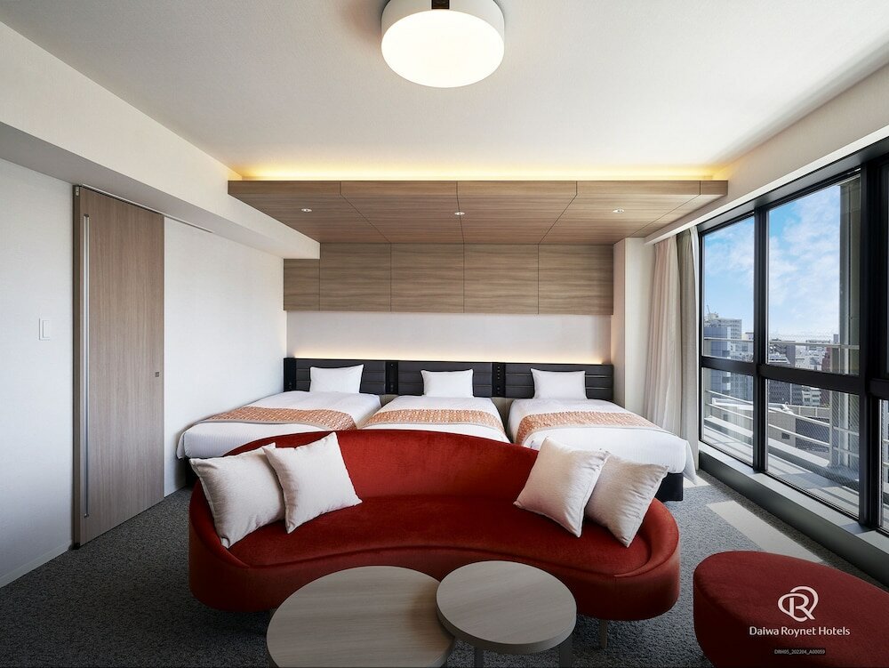Фото DaiwaRoynetHotel Kobe-Sannomiya Premier