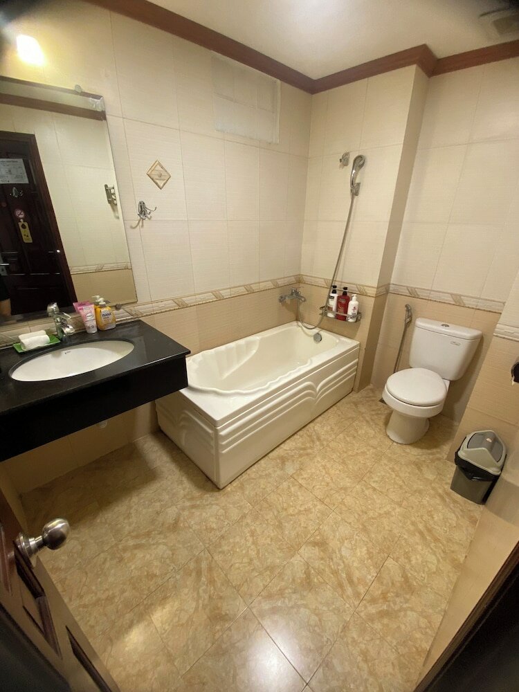 Фото A25 Hotel - 61 Luong Ngoc Quyen