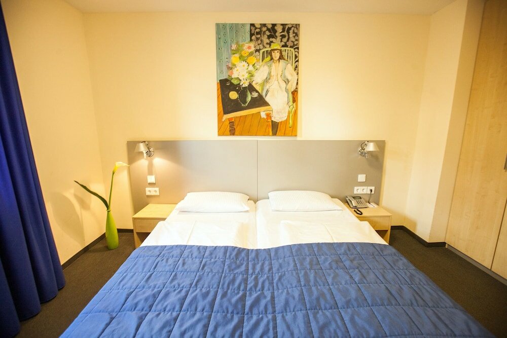 Фото Hotel Munchner Hof