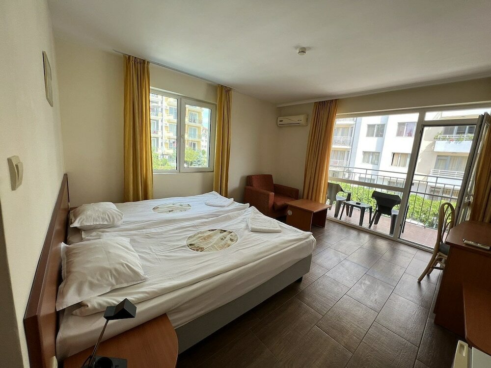 Фото Family Hotel Romantic