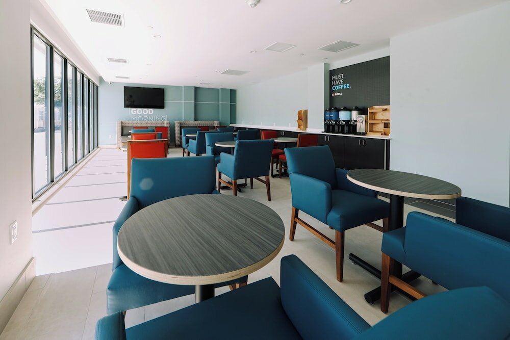 Фото Holiday Inn Express Long Island City E New York	