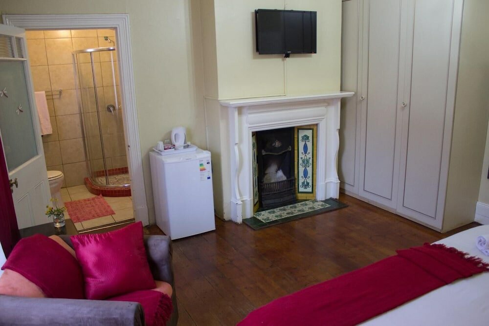 Фото Maple's Guest House