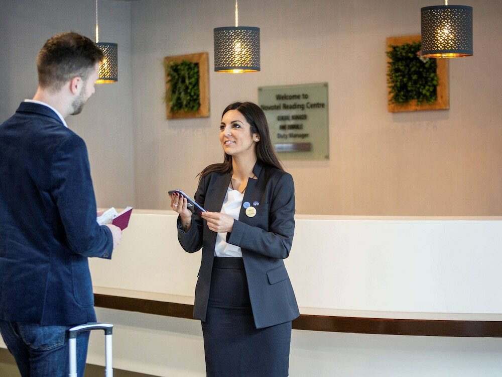 Фото Novotel Reading Centre