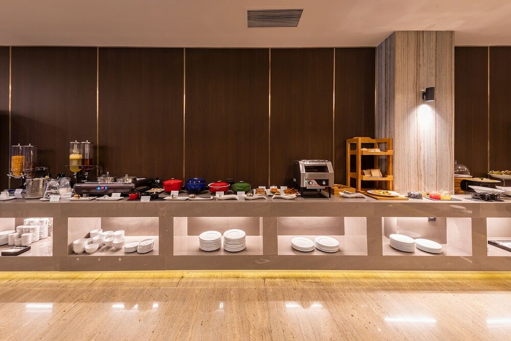 Фото Nhat Ha Lavish Hotel