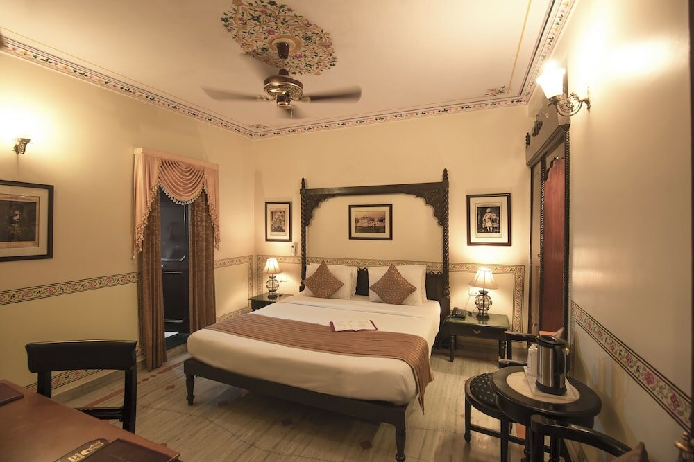 Фото Umaid Mahal - A Heritage Style Boutique Hotel