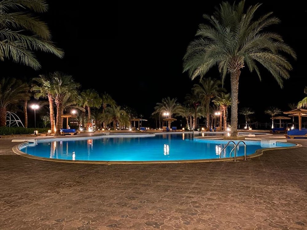 Фото Nuweiba Club Resort