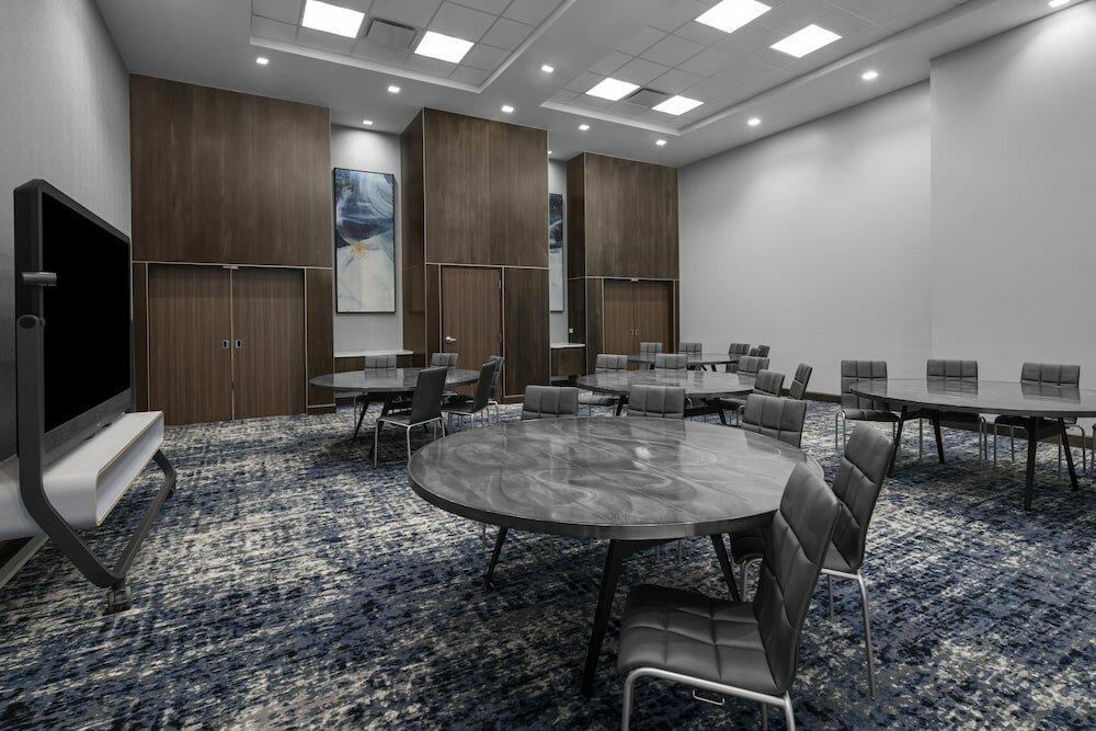 Фото Ac Hotel Charlotte Ballantyne