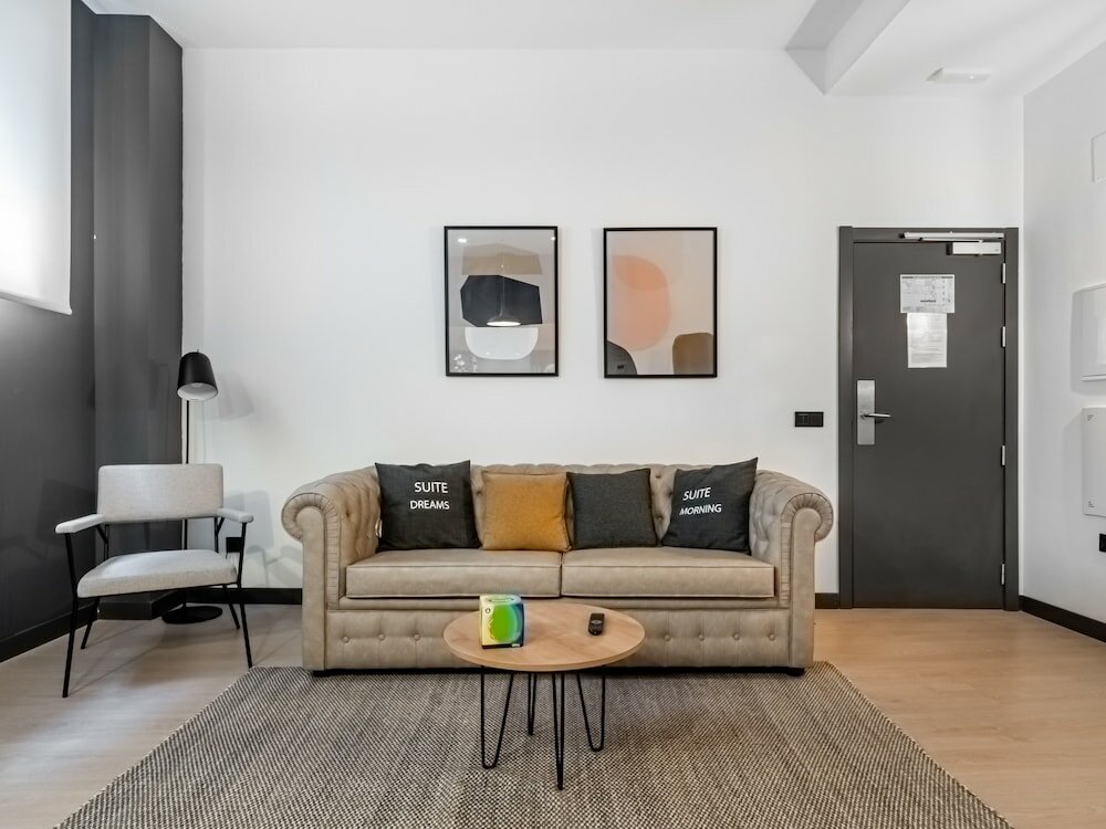 Фото Limehome Madrid Calle de la Madera