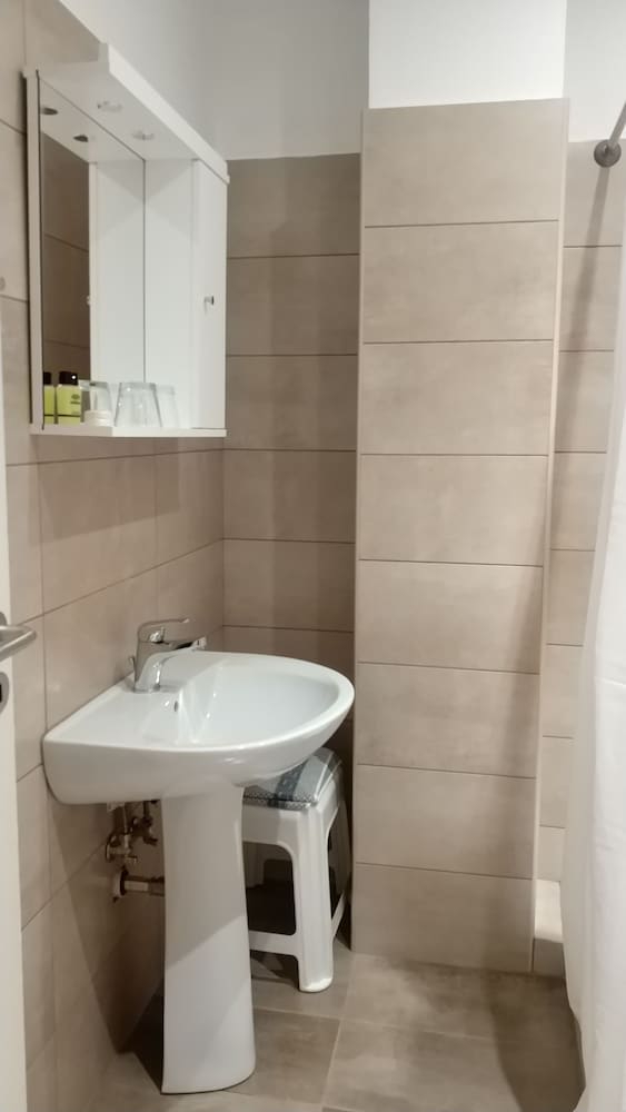 Фото Ambrosia Suites