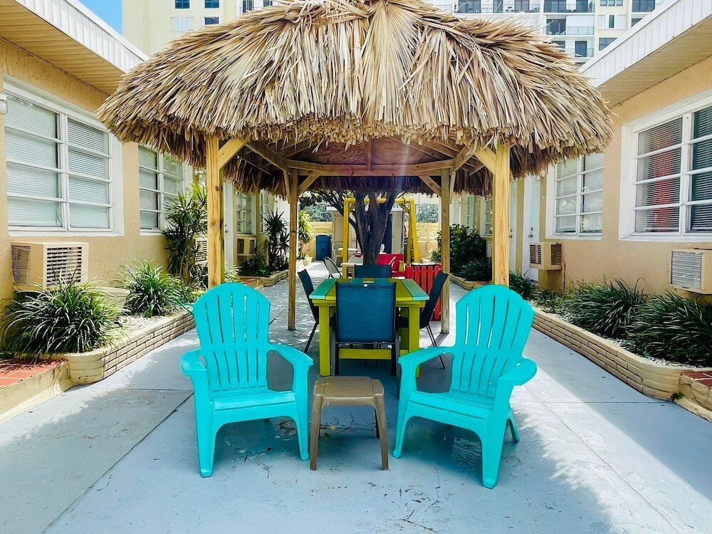 Фото The St Maurice Beach Inn