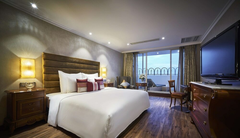 Фото Windsor Plaza Hotel