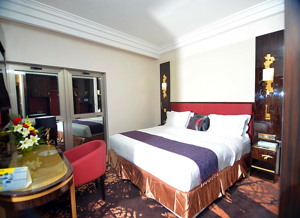 Фото Hôtel Fleur de Lys Plateau