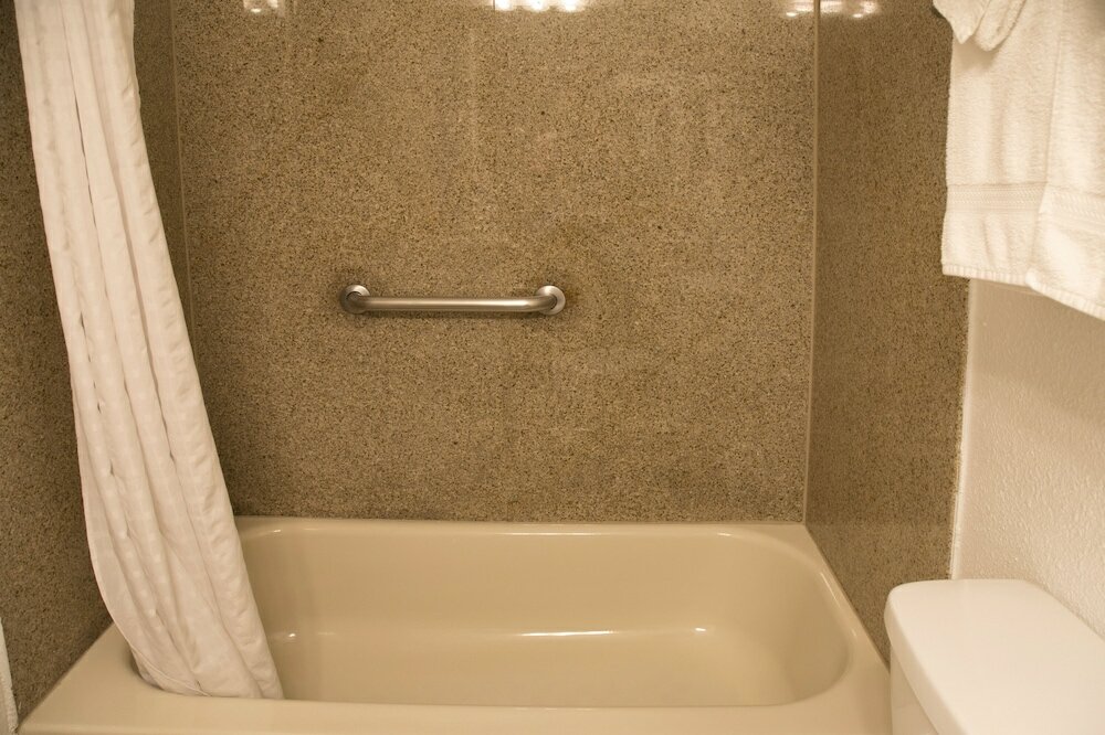 Фото Harborview Inn & Suites San Diego Harbor