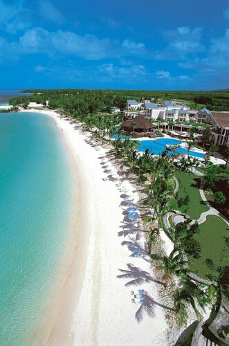 Внешний вид отеля The Residence Mauritius в Катр-Кокосе ВКе, фото 4