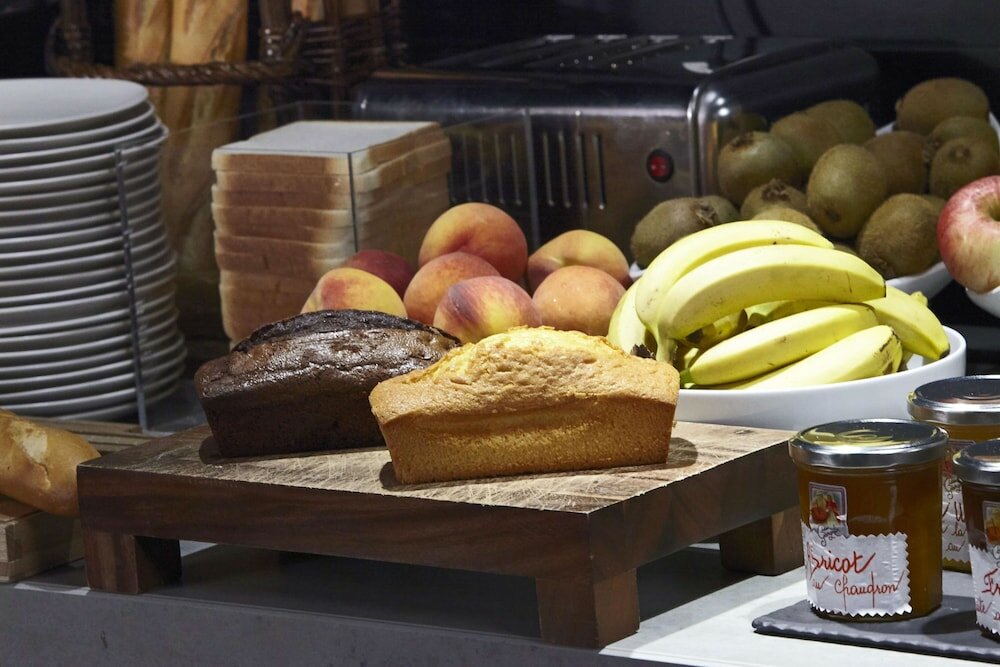 Фото Hotel Campanile Lyon Centre - Gare Perrache - Confluence