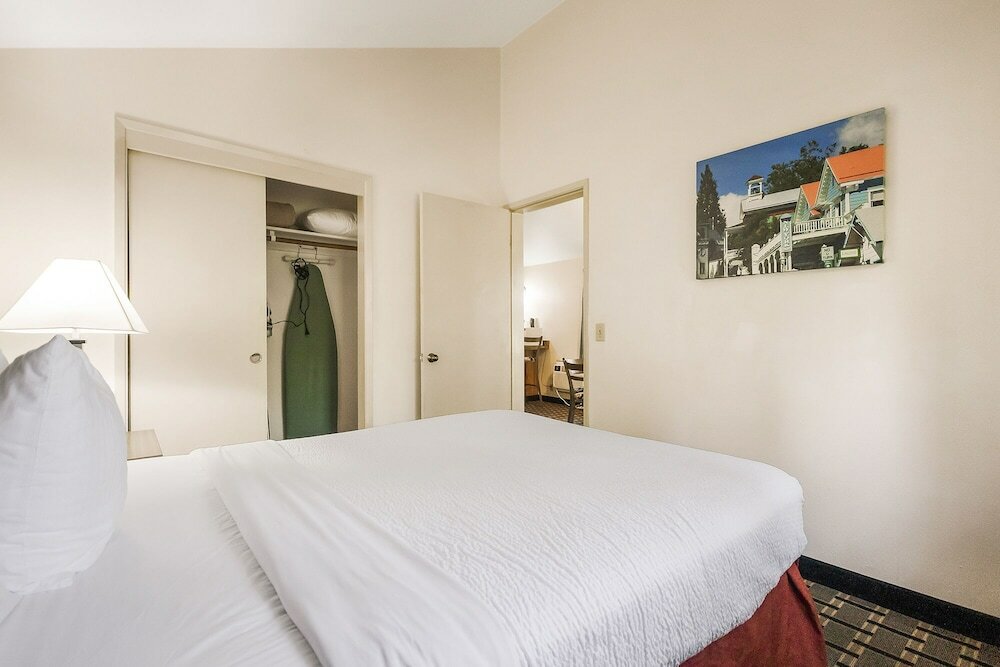 Фото Northern Queen Inn