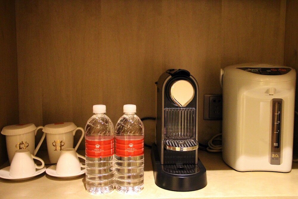 Фото Hualuxe Shanghai Twelve at Hengshan