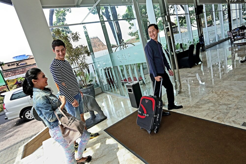 Фото Serela Cihampelas Hotel