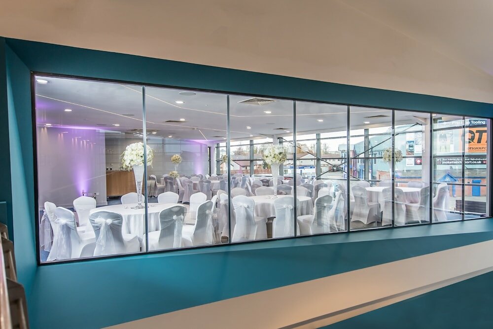 Фото The Park Hotel