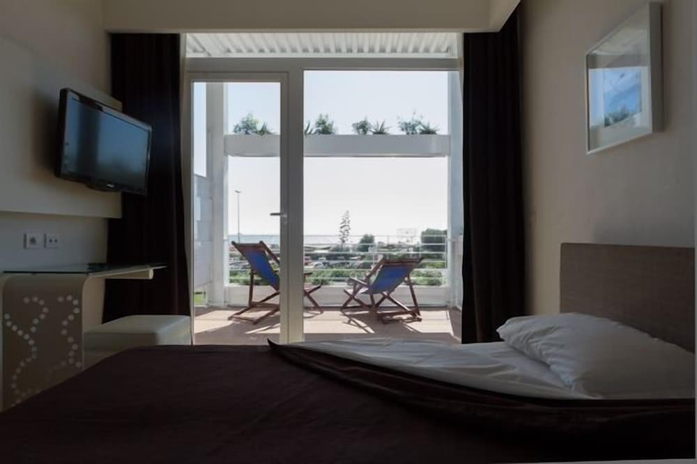 Фото Hotel La Conchiglia