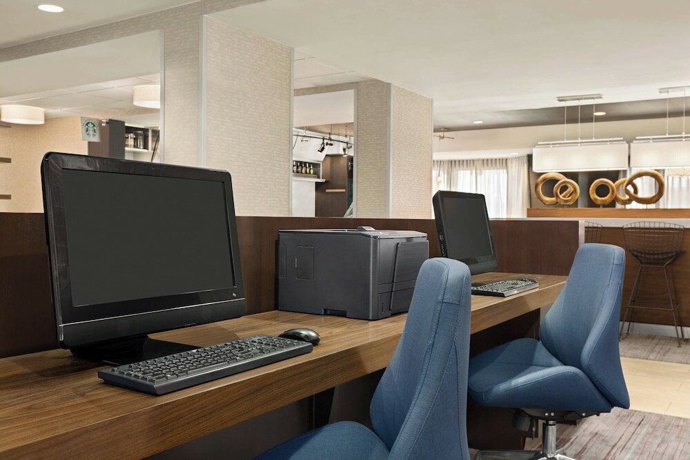 Фото Courtyard by Marriott Roseville