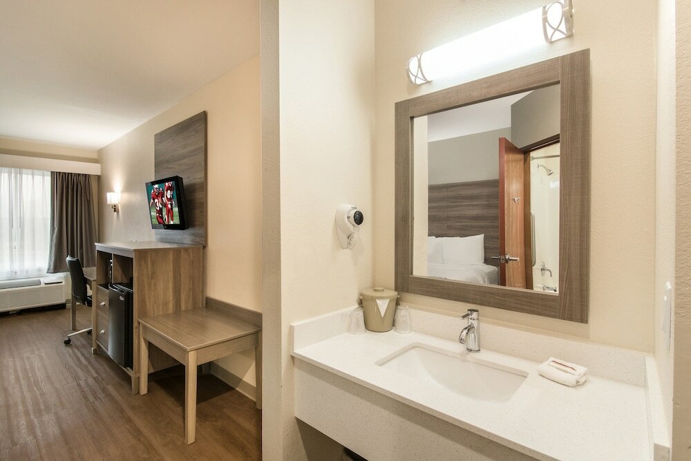 Фото Red Roof Inn Panama City