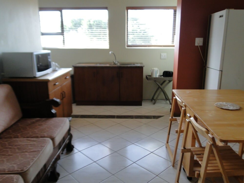 Фото Bluewater Beach Accommodation