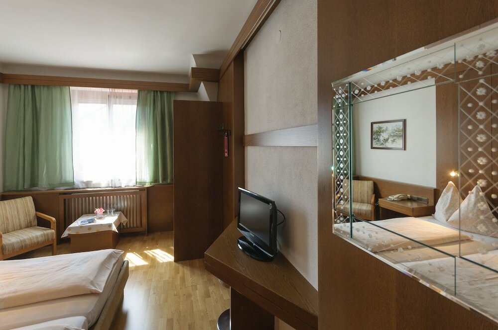 Фото Hotel Tautermann