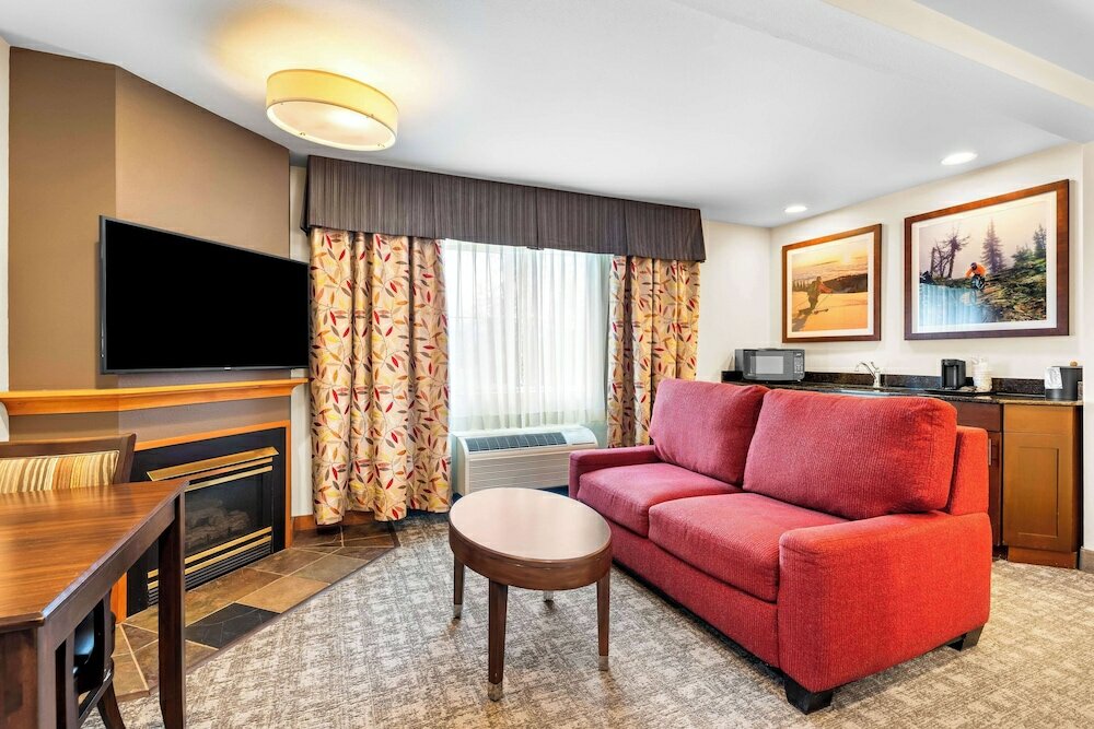 Фото Best Western Rocky Mountain Lodge