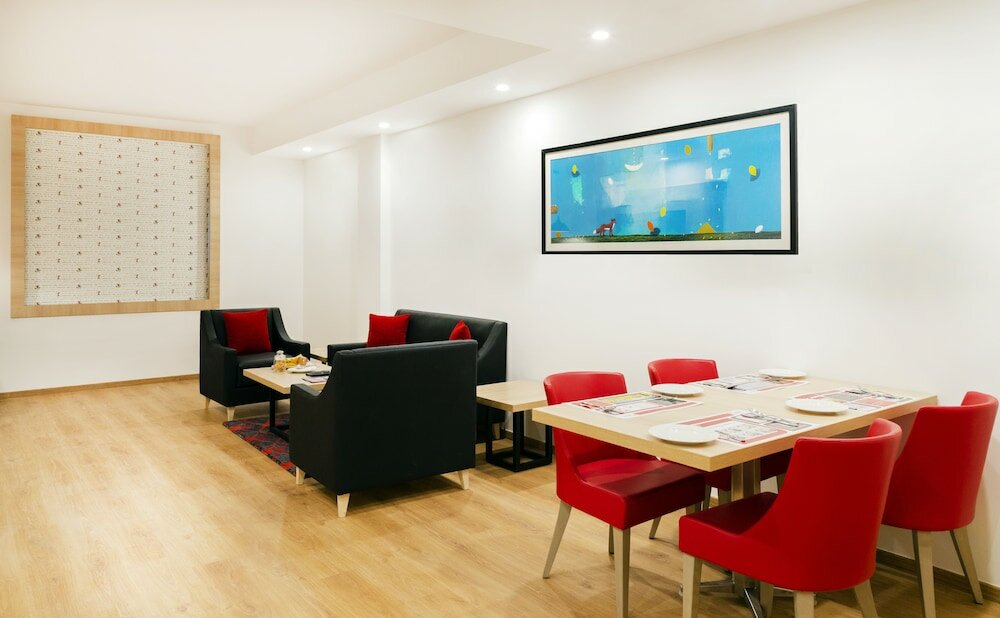 Фото Red Fox Hotel Dehradun