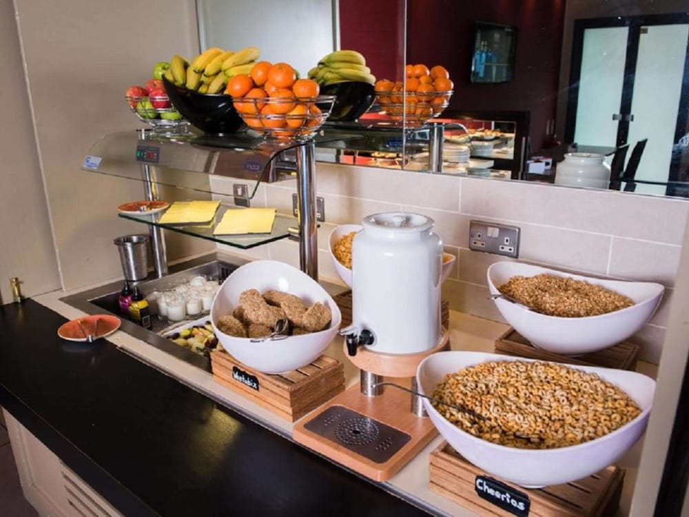 Фото ibis Belfast City Centre Hotel