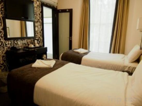 Фото Edward Hotel